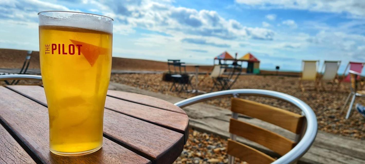 Modern Double Room With En-Suite, Parking & Fast Wifi - Close To Beach Sandgate Kültér fotó